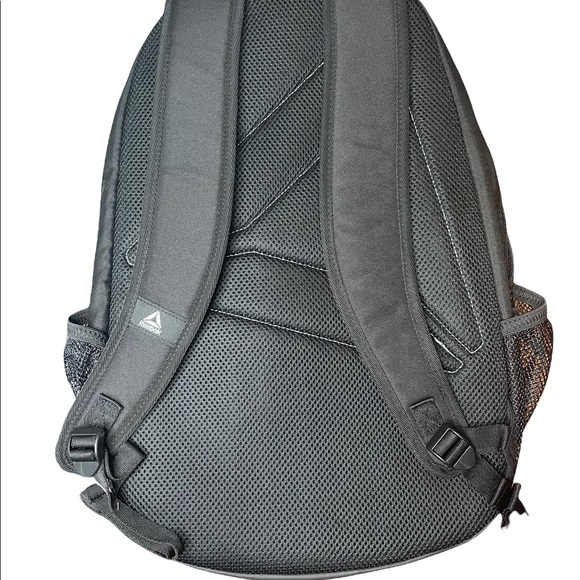 Reebok Trainer Backpack NEW - Picture 5 of 7